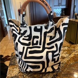 Ubuntu Life Tote Bag. Huge! Excellent condition, canvas, leather straps